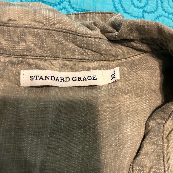 Anthropologie / Dakota Embroidered Square Neck Bell Sleeve Top Size Small - Picture 3 of 5